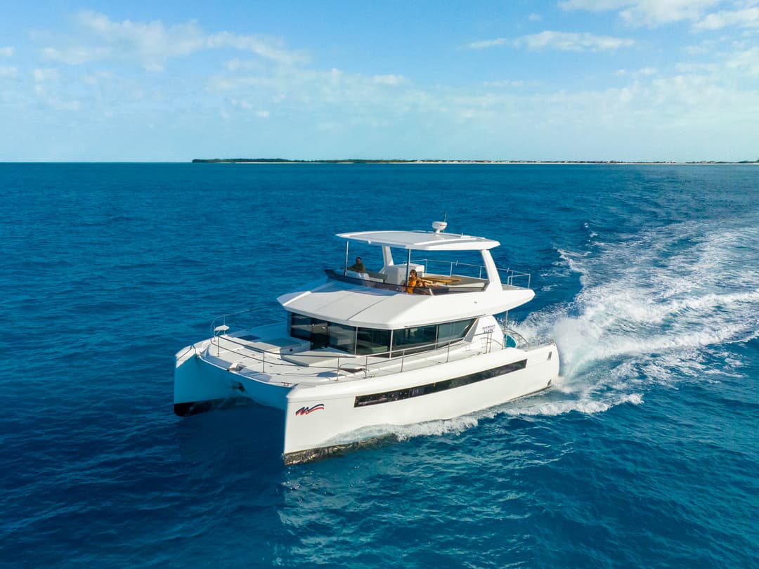 Moorings 464PC Club