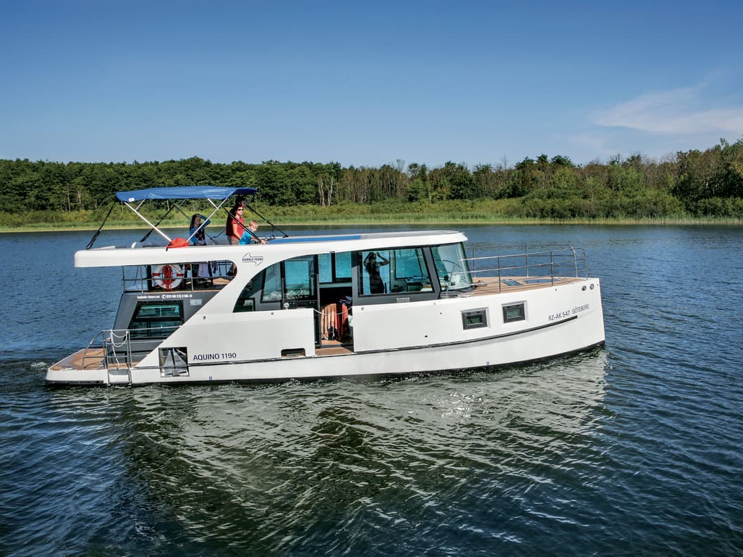 Boat Image